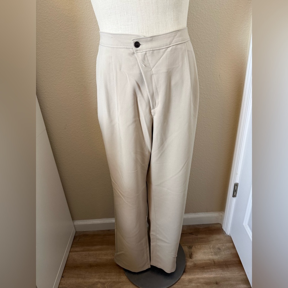 Abercrombie & Fitch Asymmetrical Wide Leg Pant